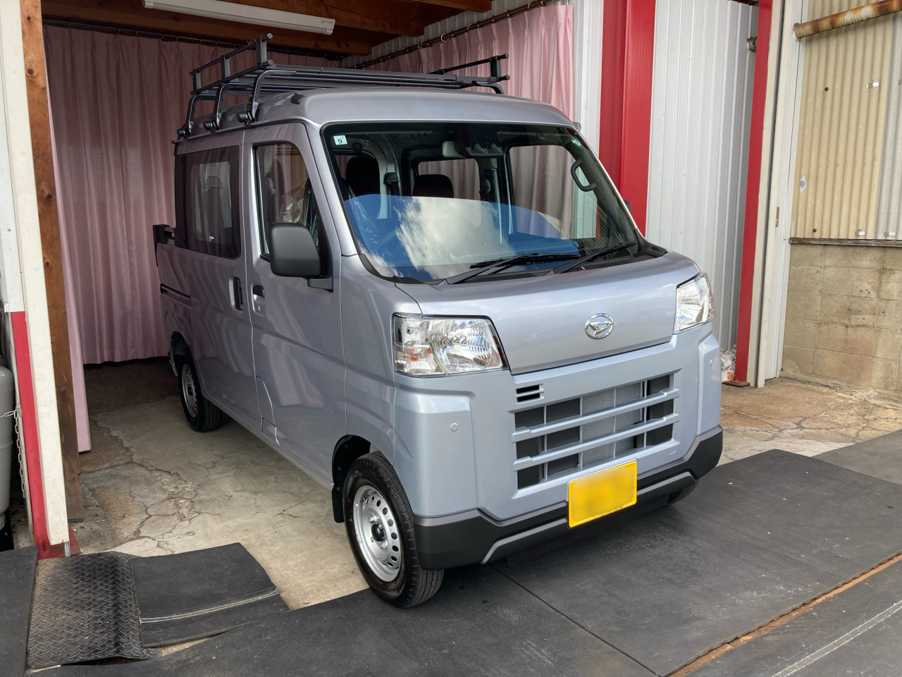 新車　ハイゼット　納車致しました！